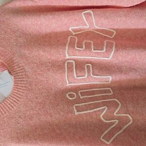 AND THE WHY Pink 'WIFEY' Sweater With White Hearts OVERSIZED SMALL